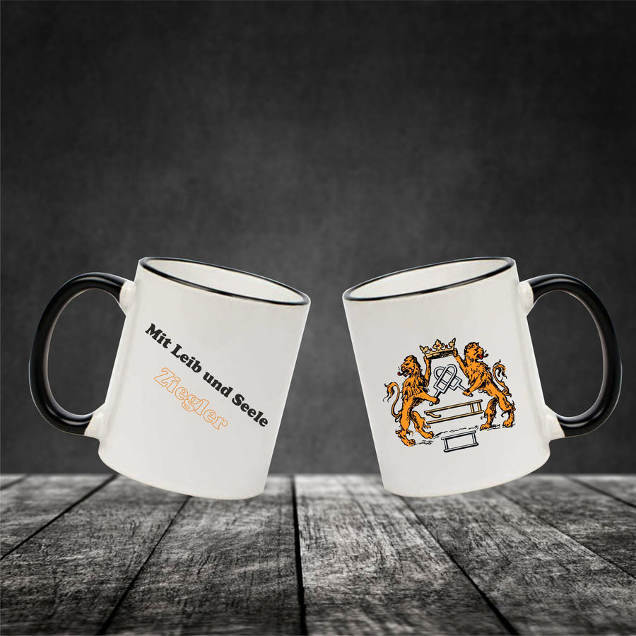 Keramiktasse "Fynn" mit farbigen Henkel und Zunftzeichen und Spruch Ziegler